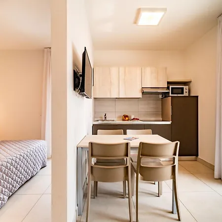 Iris Suite-6 By Interhome Bibione