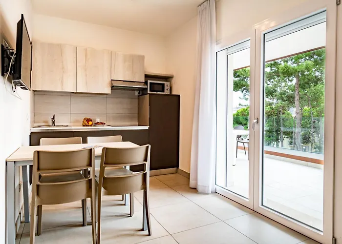 Apartment Iris Suite-6 By Interhome *