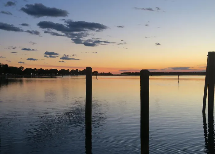 Iris Suite-6 By Interhome Apartman *